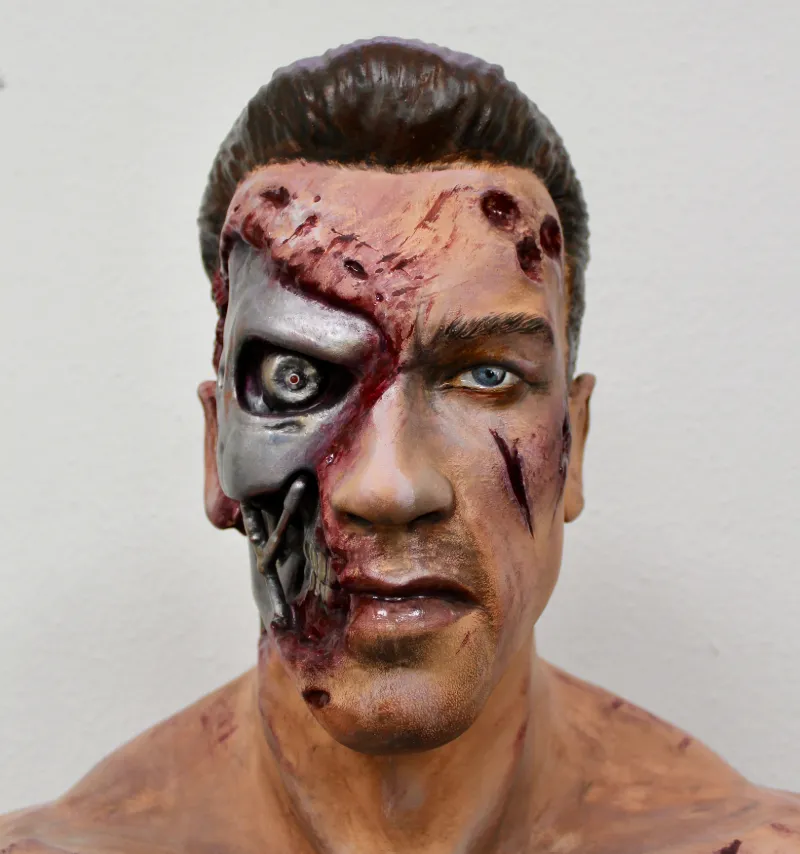 Figura a tamaño real personalizada de Arnold