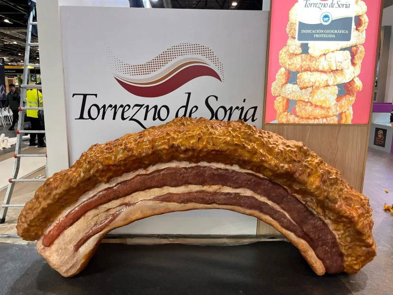 Corpóreo publicitario Torrezno